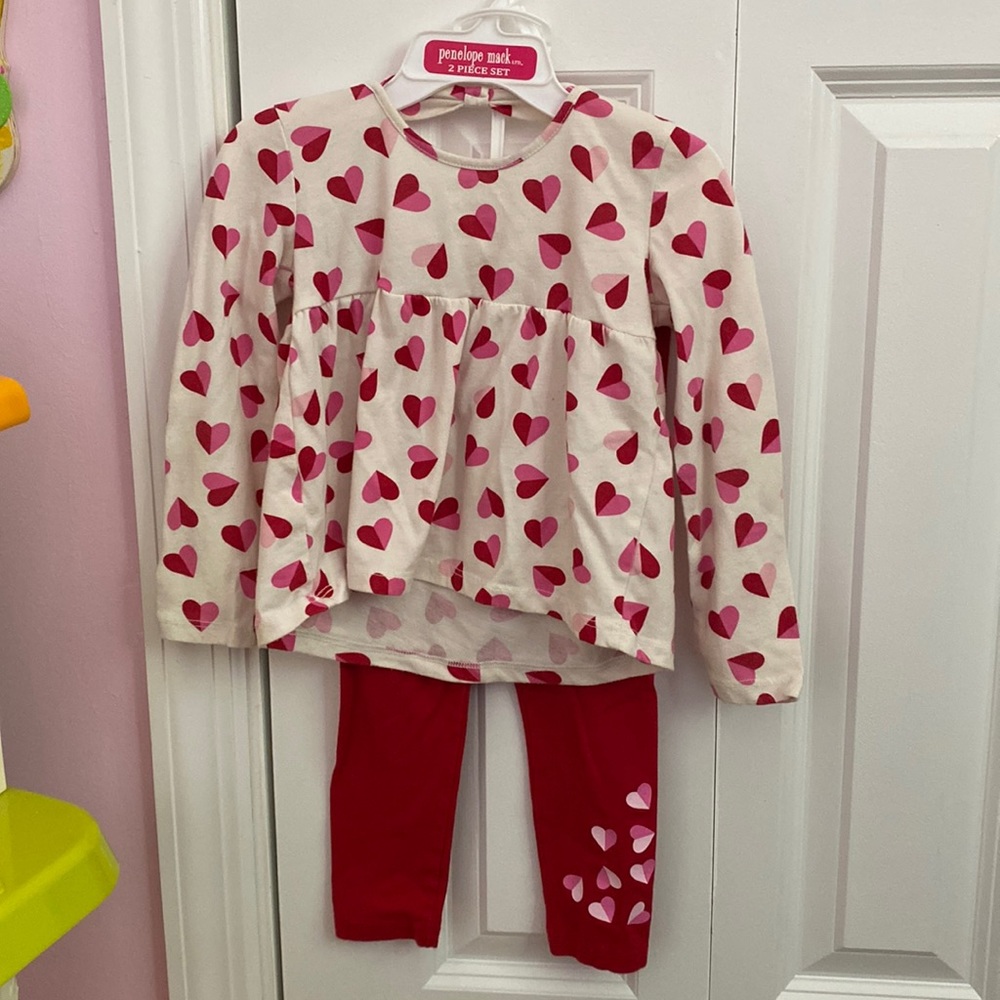 Red and pink hearts outfit